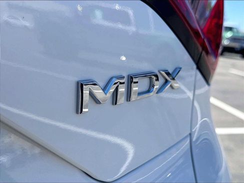 Used 2023 Acura MDX SH-AWD w/ Technology Package image 11