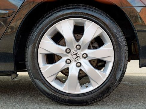 Used 2009 Honda Accord EX-L image 12