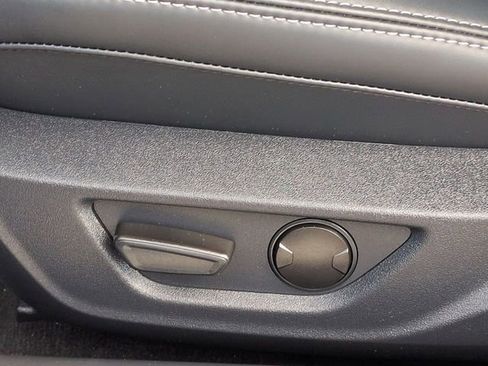 Certified 2025 Ford Mustang Premium image 16