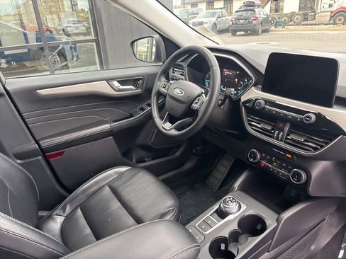 Used 2022 Ford Escape SEL image 14