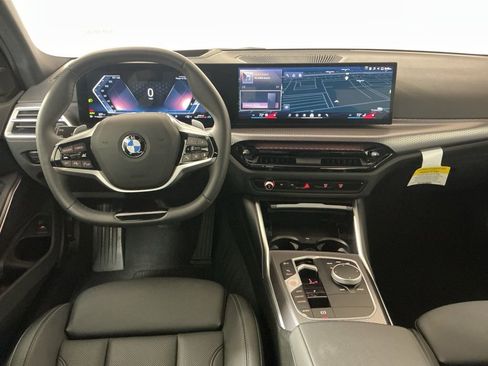 Certified 2025 BMW 330i Sedan w/ M Sport Package image 9