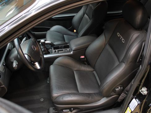 Used 2006 Pontiac GTO image 35