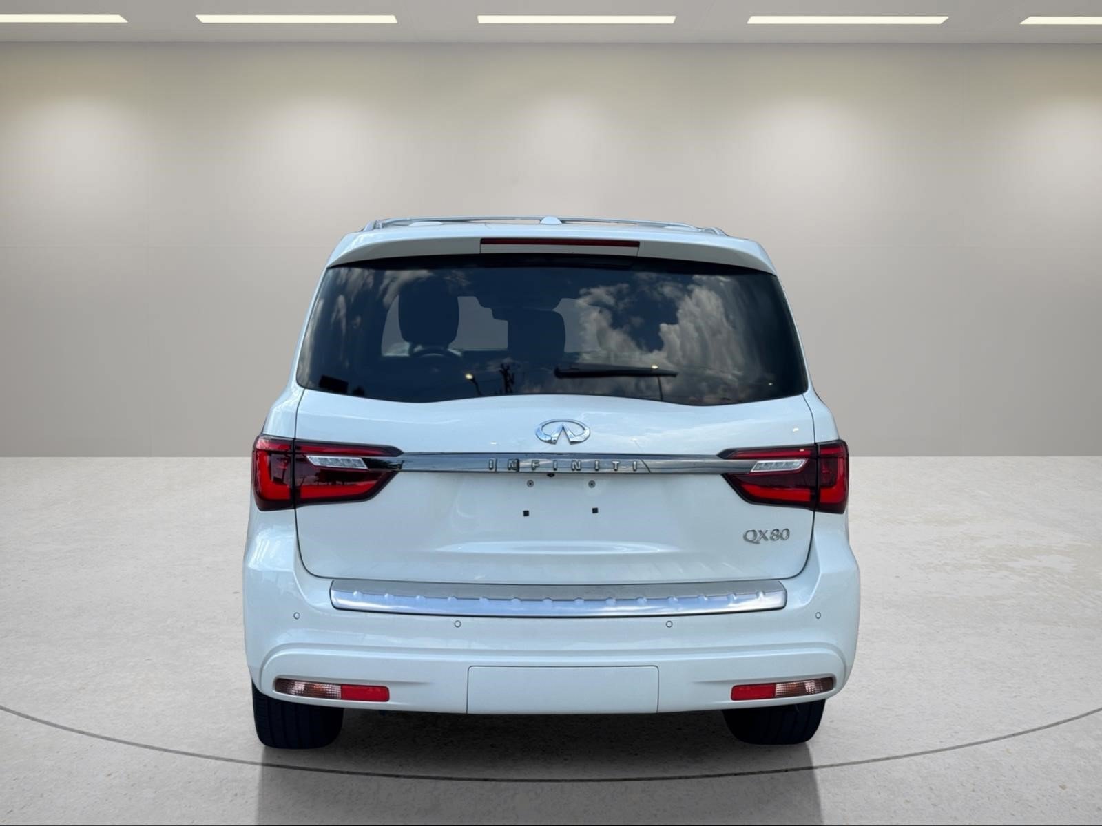 Used 2023 INFINITI QX80 Premium Select w/ Cargo Package RWD image 4