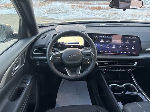 New 2025 Chevrolet Traverse LT w/ Midnight/Sport Edition image 50