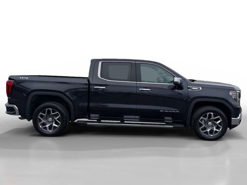 Used 2022 GMC Sierra 1500 SLT w/ SLT Premium Plus Package image 6