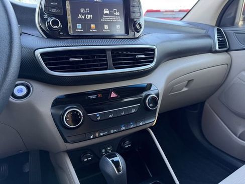 Used 2019 Hyundai Tucson Value FWD image 13