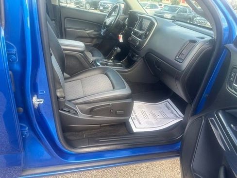 Used 2018 Chevrolet Colorado Z71 AWD/4WD image 19