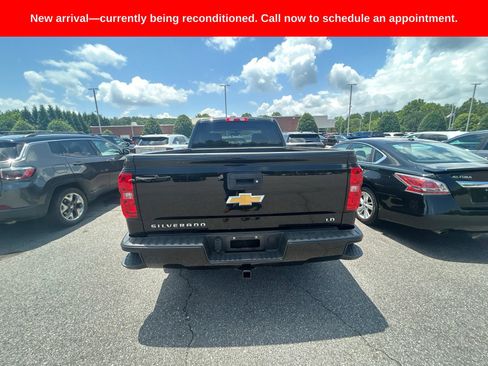 Used 2019 Chevrolet Silverado 1500 LT w/ All Star Edition AWD/4WD image 7