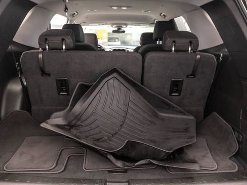 Used 2019 Chevrolet Traverse LT AWD/4WD image 33