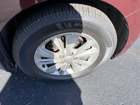 Used 2016 Kia Sedona LX w/ Option Group 020 image 11