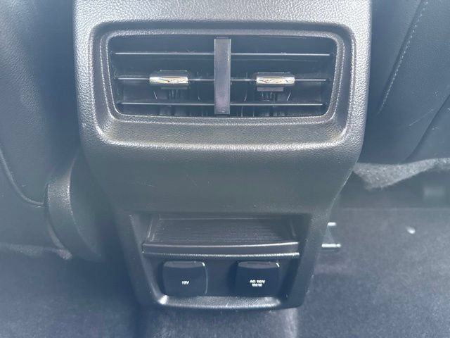 Used 2019 Ford Edge SEL w/ Equipment Group 201A AWD/4WD image 13