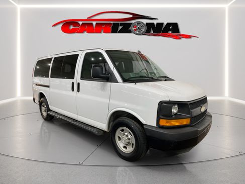 Used 2017 Chevrolet Express 3500 LS RWD image 1