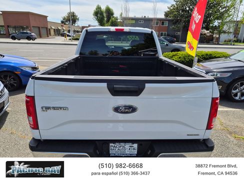 Used 2015 Ford F150 XLT w/ Trailer Tow Package image 6