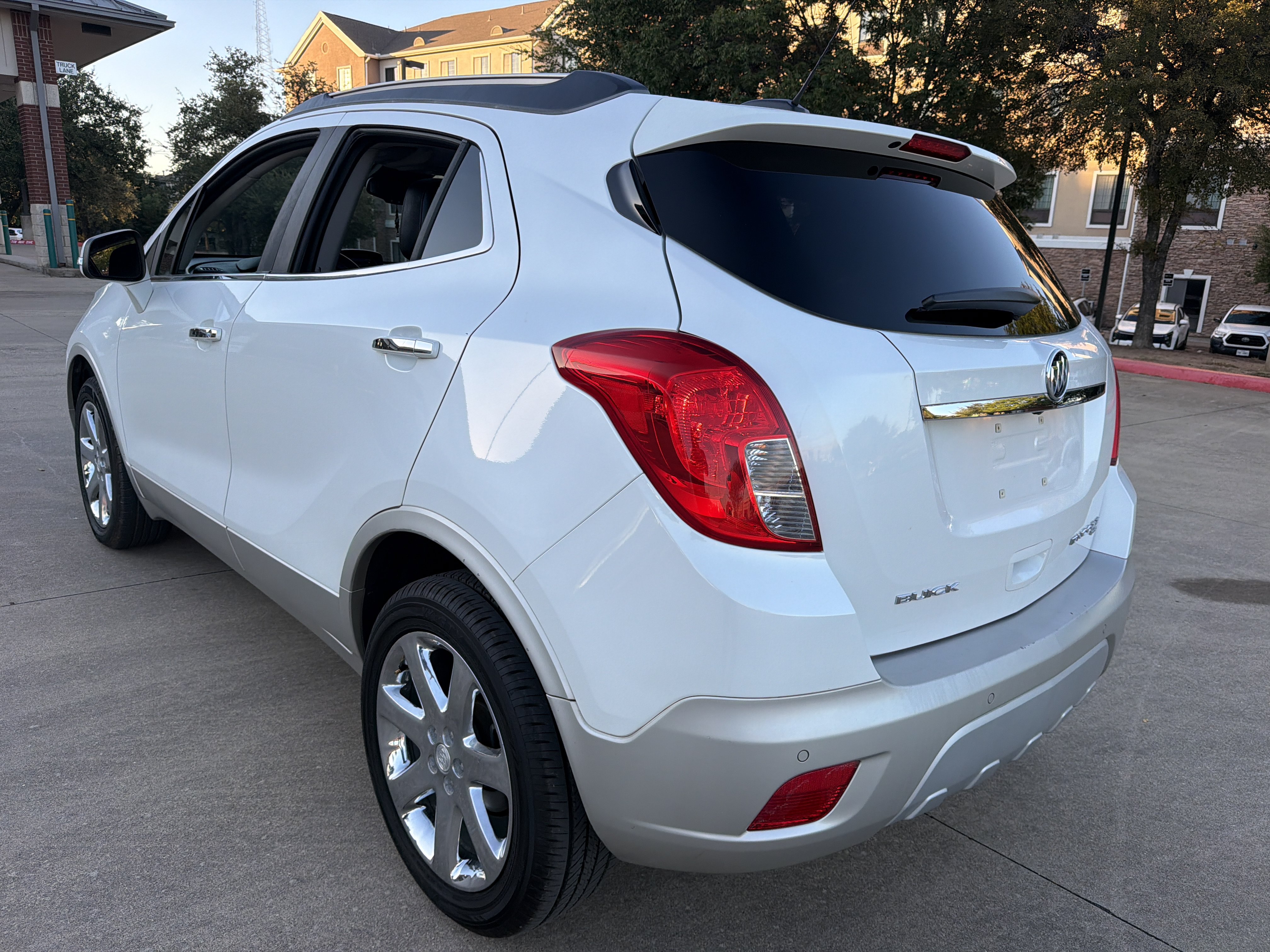 Used 2016 Buick Encore Premium w/ Experience Buick Package AWD/4WD image 5