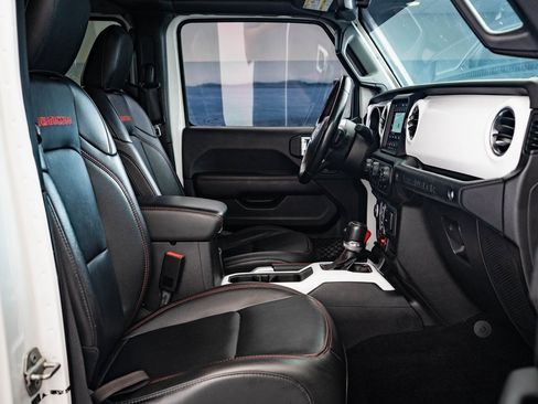 Used 2020 Jeep Wrangler Unlimited Rubicon image 25