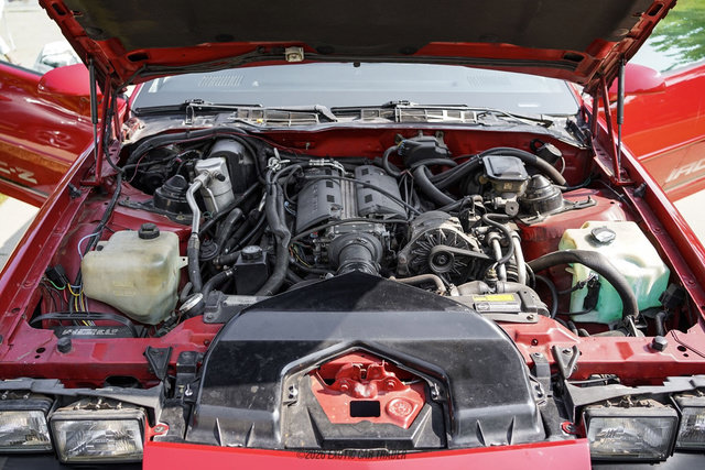 Used 1988 Chevrolet Camaro LT RWD image 27