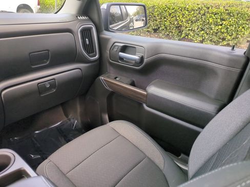 Used 2020 Chevrolet Silverado 1500 LT w/ Trailering Package image 19