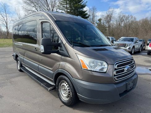 Used 2018 Ford Transit 350 XLT image 7