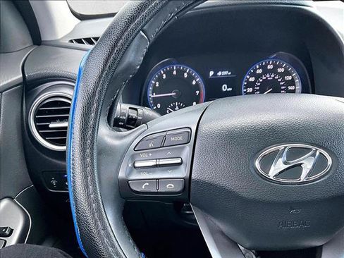 Used 2018 Hyundai Kona Limited FWD image 18
