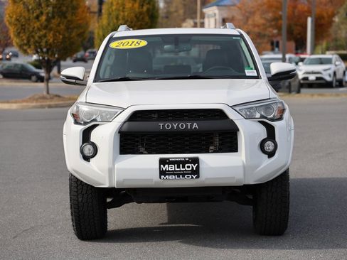 Used 2018 Toyota 4Runner SR5 Premium image 5