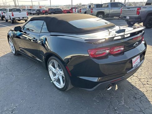 Used 2023 Chevrolet Camaro LT w/ Technology Package RWD image 7