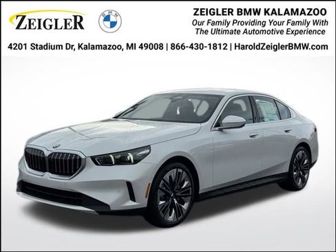 New 2026 BMW 530i xDrive w/ Premium Package image 1