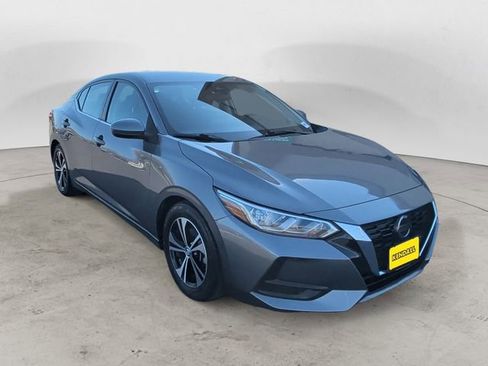 Used 2021 Nissan Sentra SV image 7