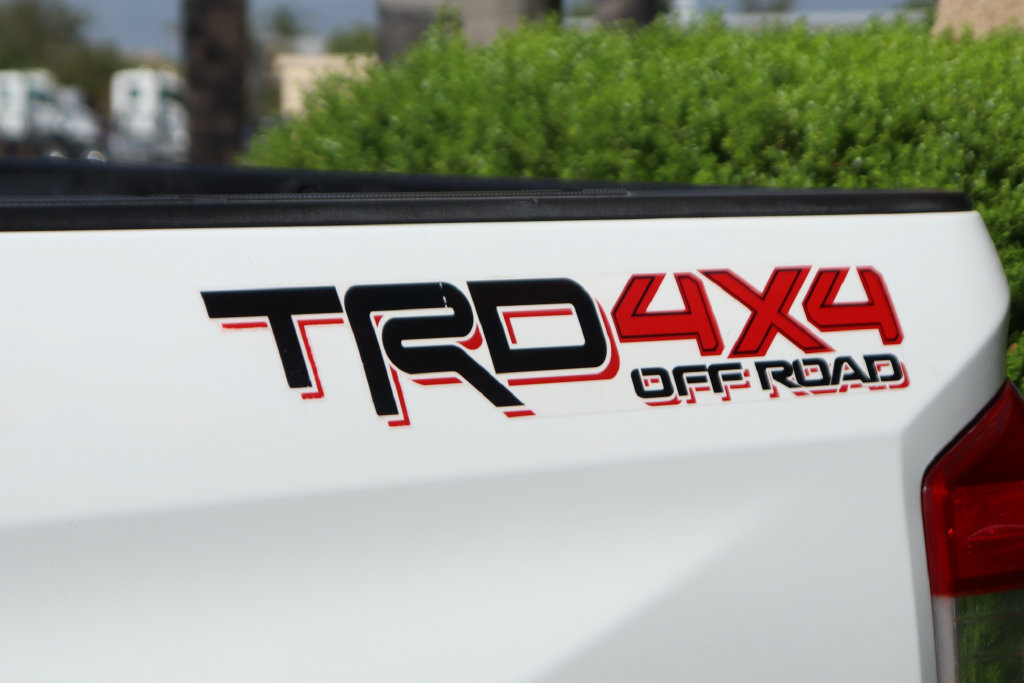Used 2018 Toyota Tundra Limited w/ Limited Premium Package AWD/4WD image 57
