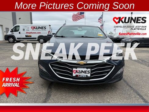 Used 2022 Chevrolet Malibu LT FWD image 4