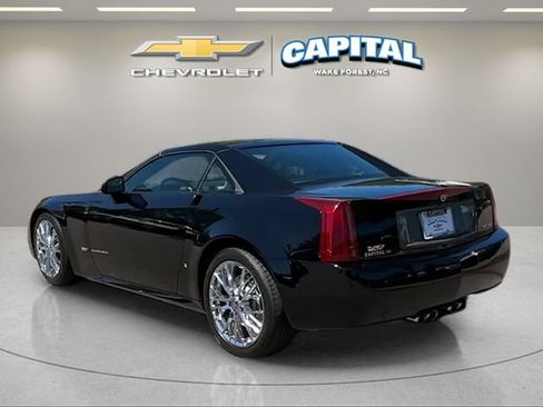 Used 2006 Cadillac XLR V RWD image 4
