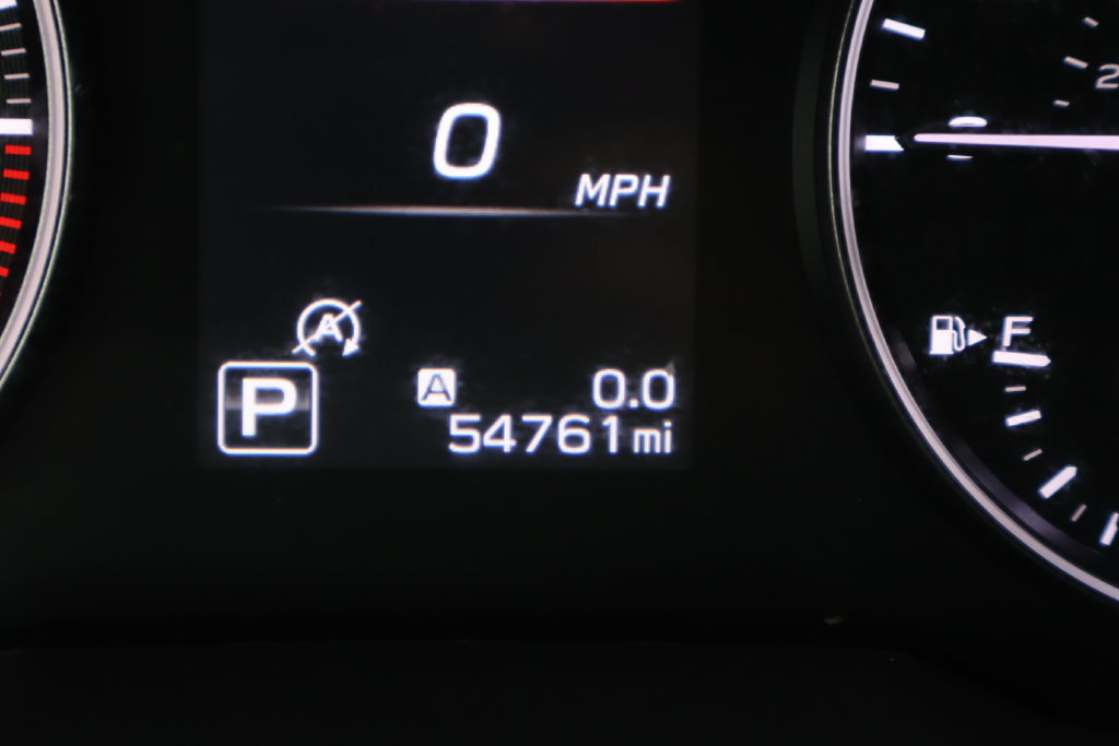 Certified 2022 Subaru Outback Premium AWD/4WD image 2