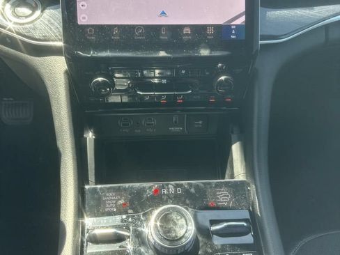 New 2024 Jeep Grand Cherokee Trailhawk w/ Advanced Protech Group II AWD/4WD image 5