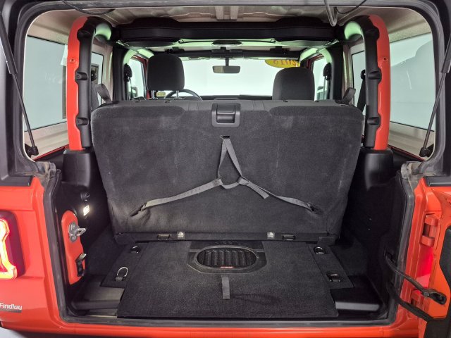 Used 2018 Jeep Wrangler Rubicon AWD/4WD image 13