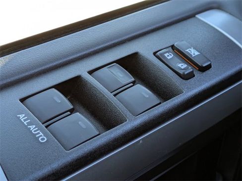 Used 2024 Toyota 4Runner SR5 image 25