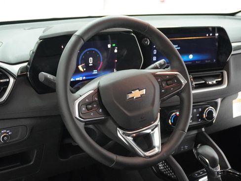 Used 2026 Chevrolet TrailBlazer LT w/ LT Cold Weather Package image 17