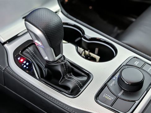 Used 2021 Jeep Grand Cherokee Trackhawk AWD/4WD image 30