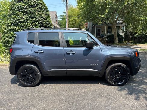 Used 2019 Jeep Renegade Sport AWD/4WD image 6