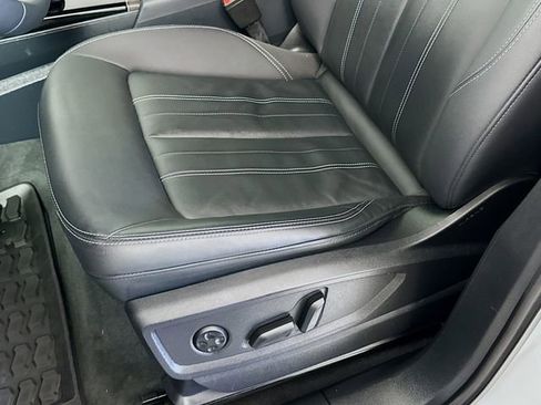 Used 2023 Audi Q5 2.0T Premium w/ Convenience Package image 20