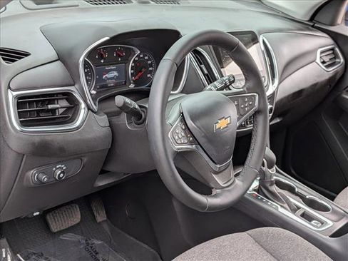 Used 2024 Chevrolet Equinox LT image 10