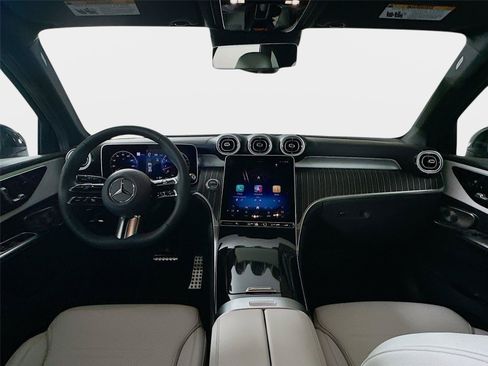 Certified 2026 Mercedes-Benz GLC 300 4MATIC image 29