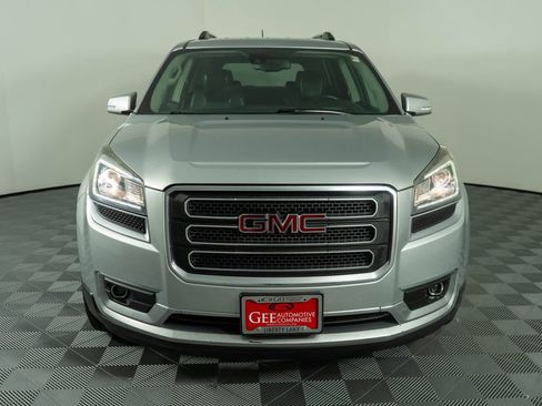 Used 2017 GMC Acadia Limited SLT image 2