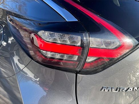 Used 2022 Nissan Murano SV image 22