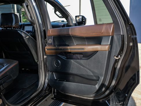 Used 2020 Ford Expedition Max King Ranch image 43