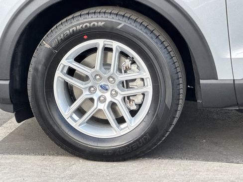 New 2026 Ford Explorer Active image 26