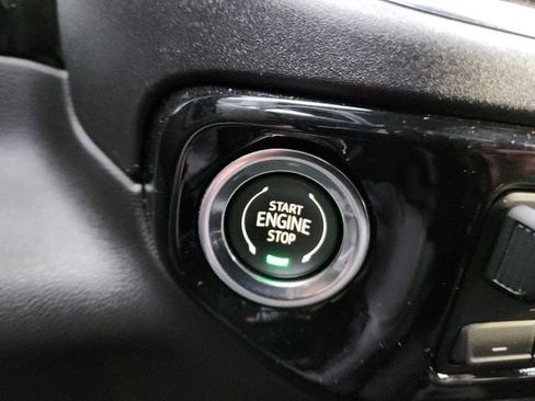 Certified 2025 Chevrolet Silverado 1500 LT image 15