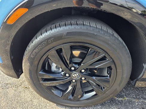 Certified 2025 Buick Encore GX Sport Touring w/ Comfort Package FWD image 17
