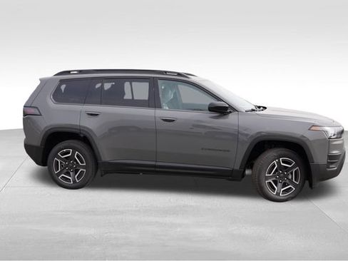 New 2026 Jeep Cherokee Laredo AWD/4WD image 2