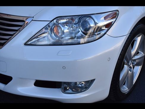 Used 2012 Lexus LS 460 L w/ Luxury Value Edition image 49