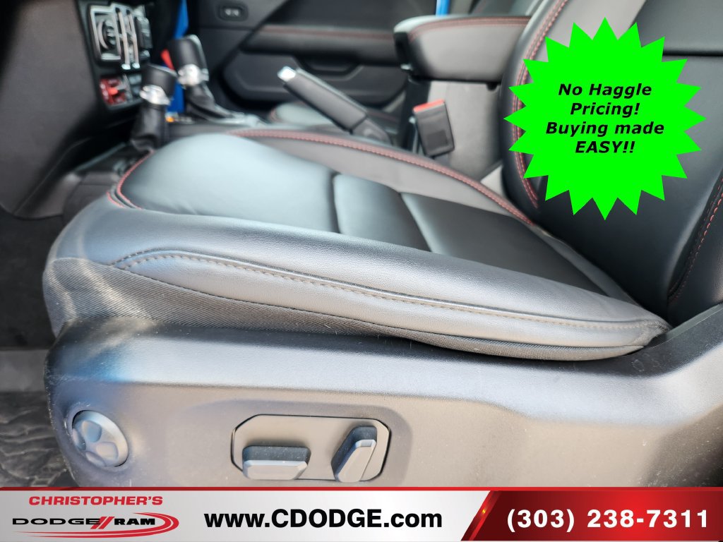 Used 2026 Jeep Wrangler Unlimited Rubicon AWD/4WD image 19