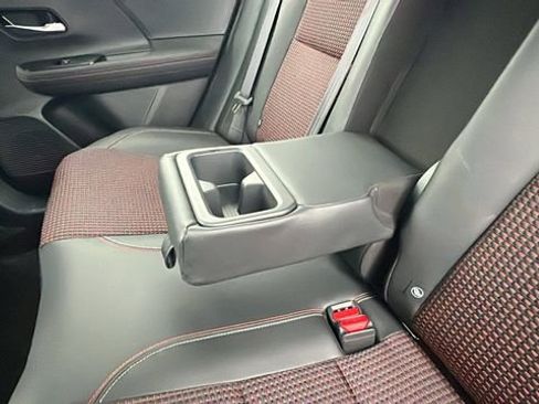 New 2025 Nissan Kicks SR w/ Illumination Package image 18